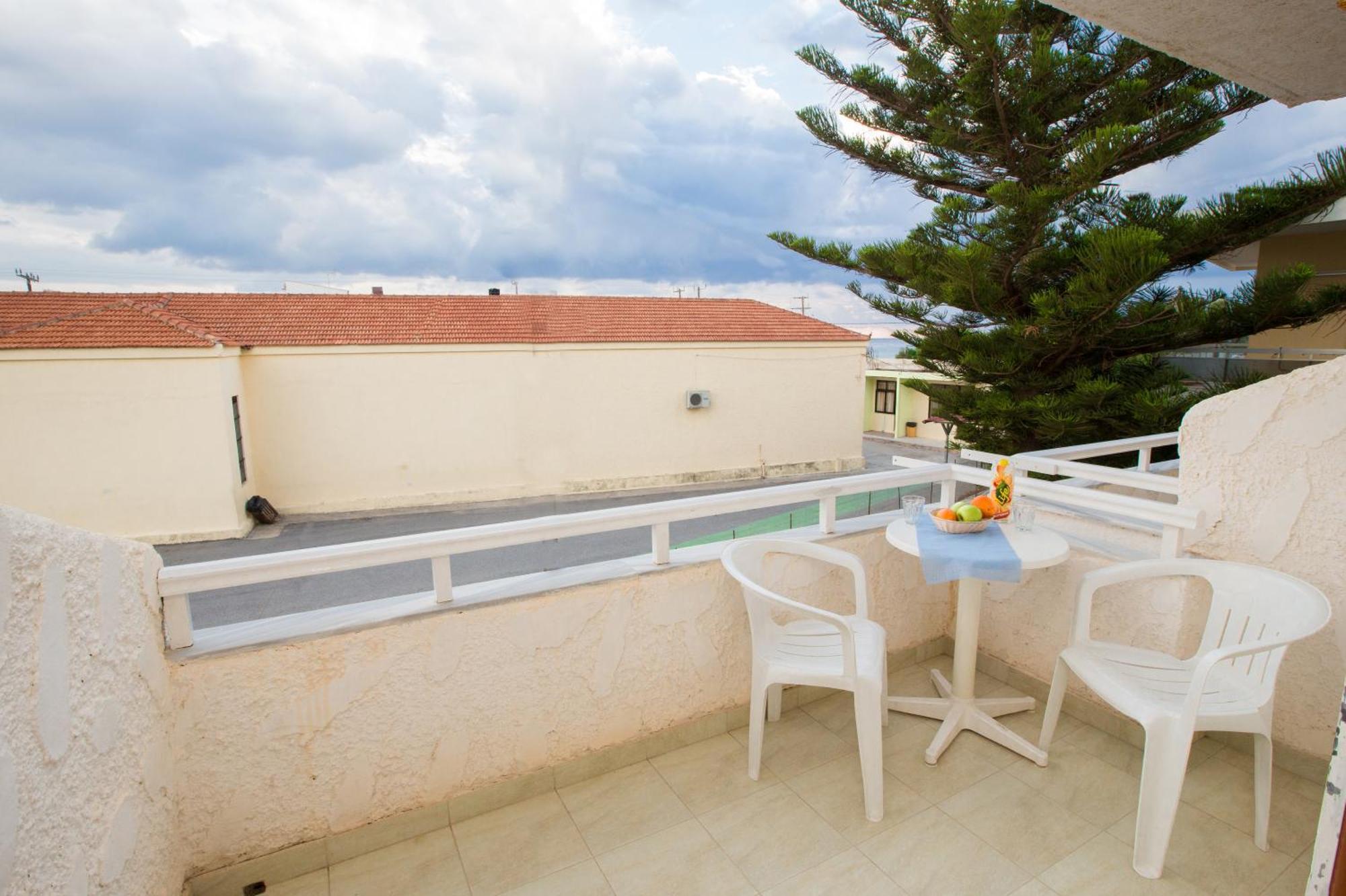 Filoxenia Apartments 2 Palaiochora Habitación foto