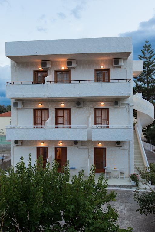 Filoxenia Apartments 2 Palaiochora Exterior foto